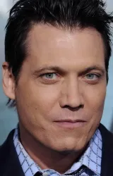 Холт Маккэллани